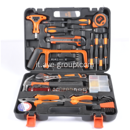 Kit Tool Set a mano isolato mano del proprietario di abitazione